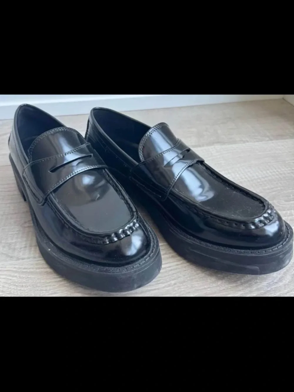 Zara Black Patent Leather Platform Loafers - Picture 2 of 2